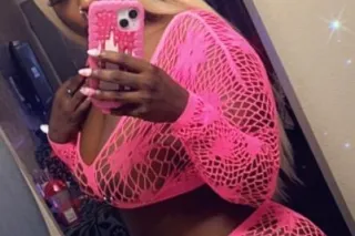 🥰🍆🤤💦VALENTINE'S DAY SPECIALS💦🫠... - Image 1