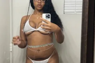 outcall or carplay! - 21 - Image 1